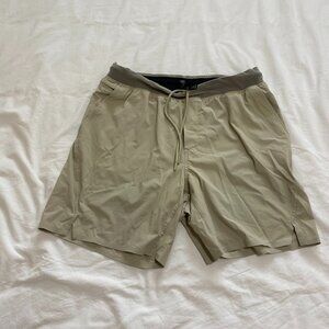 Ten Thousand Set shorts (size L but fit like a M)